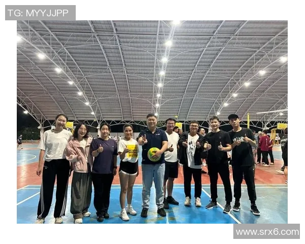 重庆排球队的团队协作与默契配合探讨与分析